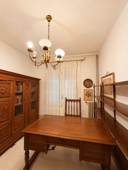 Piso en venta en l'Eixample, Barcelona. Ref. 06801